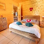 公寓 Cocooning Chalet, Mountain View, Sauna, 6 People *